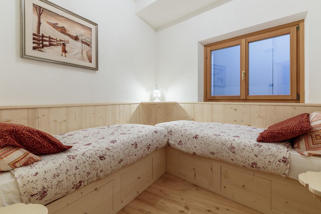 Villa Olimpia - Stayincortina Cortina d'Ampezzo Ngoại thất bức ảnh